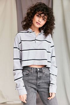 Urban Renewal Recycled Cropped Long Sleeve Polo Shirt Long Sleeve Polo Outfit, Polo Shirt Outfit Women's, Crop Polo Shirt, Cropped Polo Shirt, Polo Shirt Girl, Polo Shirt Outfits, Polo Outfit, Looks Jeans, Rugby Stripe