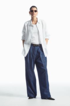 ELEGANTE HOSE AUS DENIM MIT WEITEM BEIN - Blau - Trousers - COS Jack O'connell, Tailoring Jeans, Denim Suit, Blue Trousers, Tshirt Skirt, Vest Shirt, Linda Farrow, Denim Trousers, Pesticides