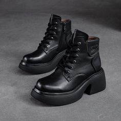 Gender: Women Item Type: Boots Main Material: Cow Leather Style: Casual, Classic, Retro Season: Spring, Autumn Heel Type: Wedge Outsole Material: Rubber Heel Height: High Heel (8 cm) Size Length cm inch 35 22.5 8.86 36 23 9.06 37 23.5 9.25 38 24 9.45 39 24.5 9.65 40 25 9.84 Trendy Ankle-high Platform Wedge Boots, Trendy Ankle-high Wedge Boots With Reinforced Heel, Leather Lace-up Boots With Chunky Platform And Block Heel, Faux Leather High Ankle Platform Wedge Boots, Trendy High-top Wedge Boots With Chunky Platform, High Ankle Platform Wedge Boots In Faux Leather, High Ankle Faux Leather Platform Wedge Boots, Trendy High-top Chunky Platform Wedge Boots, Edgy Leather Wedge Boots With Chunky Platform