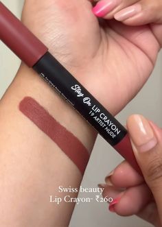 Lip Shades For Medium Skin, Lipstick For Dark Skin Indian, Brown Lipstick Aesthetic, Lipstick Shades For Medium Skin, Bold Lipstick Makeup, Perfect Lipstick Shade, Affordable Lipstick, Lipstick Guide, Nude Lipstick Shades