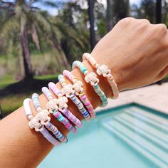 🛒The Preppy Turtle Bracelet is perfect for summer! This eye-catching accessory features colorful Heishi clay beads and stone turtle bead to create an ocean-inspired look. It's perfect for stacking or gifting to someone special. With its unique design and mix of colors, this stretch bracelet is sure to stand out! 📦FREE SHIPPING on orders $35 or more to US shoppers 💎Care = We recommend: -Remove when sleeping -Allow perfumes and lotions to dry before wearing -Roll the bracelet gently on and off your hand instead of overly-stretching the bracelet -Keep away from moisture (although polymer clay itself is water resistant, to extend the life of your jewelry you should avoid wearing in the shower or bath, pool, ocean, or lake, or around water-based chemicals) 🧵Material = 6mm Polymer Clay Heish Preppy Turtle, Clay Beaded Bracelets, Bracelets Preppy, Make Clay Beads, Bracelets Summer, Bracelet Ocean, Ocean Bracelet, Clay Bracelets, Preppy Bracelets