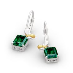 Take your look to the next level with these vintage-inspired fashion earrings. Crafted in sterling silver, each charming design features a shimmering emerald cut center stone while a lifelike bee is set on the edge of the stone to increase more mystery. Straightforward in design and unmatched in color, these striking art design earrings are ideal for everyday wear.Carat Weight: 7.7 ctStone Size: 7*9 mmStone Type: Jeulia® StoneNumber of Stones: 2 Stone Color: Emerald GreenStone Shape: BaguetteWei Emerald Cut Sterling Silver Earrings For Gift, Silver Earrings Online, Vintage Inspired Fashion, Online Earrings, Copper Jewelry, Honey Bee, Emerald Cut, Quality Jewelry, Elegant Style