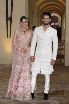 Shahid Kapoor Wedding, Wedding Bollywood, Mira Rajput, Wedding Sherwani, Wedding Outfit Men