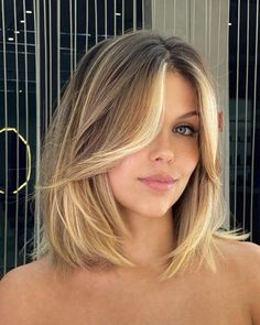 Bob Lung, Portret Feminin, Haircuts 2024, Long Bobs, Mom Cut, Long Bob Haircuts, Lob Hairstyle, בר מצווה