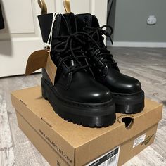 - New! Never Worn! - Little Too Heavy For Me But Super Cute And Versatile! - Comment Any Questions Chunky Platform Ankle Boots, Dr Martens Platform Boots, Doc Marten Shoes, Doc Martens Platform, Doc Martens Loafers, Jadon Platform Boots, Dr Martens Platform, October Mood, Grunge Shoes