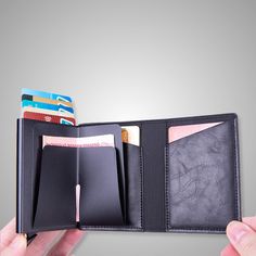 Tired of bulky wallets and constantly misplacing your cards? Tag Wallet is the perfect solution for you. Smart Wallet, Tracking Device, Your Cards, Large Wallet, Leather Card Case, Slim Wallet, Card Holder Wallet, Card Tags, Credit Card Holder