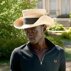 Cowboy straw top hat with large brim. Made with 8/9 milimeters natural straw braid and embellished with a 50 millimeters wide grosgrain ribbon. Western top hat for man and woman. Measurements in centimeters are 37 x 25. Crown height 12. Brim length 8. These measurements may have some slight variation depending on the size of the hat. Custom hat options: 1- You can choose between a grosgrain ribbon inside or a genuine leather inner band. 2- I usually wear a black grosgrain ribbon as a hat trim, b Toquilla Straw High Crown Hat For Summer, High Crown Toquilla Straw Hat For Summer, Natural High Crown Toquilla Straw Hat, High Crown Straw Hat For Rodeo In Summer, Summer Straw Hat With High Crown, Summer High Crown Straw Hat, Fitted Straw Hats For Rodeo, Natural High Crown Straw Hat For Summer, Straw Boater Hat With Curved Brim For Rodeo