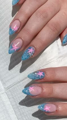 Beach Summer Nails Designs, Pool Water Nails Design, Summer Nails Water, Pink Starfish Nails, Blue Hawaii Nails, Water Design Nails, Blue Starfish Nails, Summer Nails 2024 Blue, Pool Nails Designs