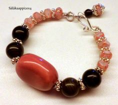 Jewerly Bracelets, Glass Pendants, Bead Charms, Bead Work, Diy Jewelry, Beautiful Jewelry, Necklaces Bracelets, Beading