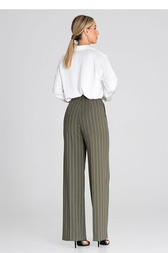 We present pants that combine comfort and elegance. They are long and wide, which provides freedom of movement and comfortable wearing. The button closure is practical and stylish, and the edge adds elegance to the pants. In addition, the pants are higher in the waist, which gives them a modern touch. They are an excellent choice for many occasions, from formal meetings to more casual situations. These pants will highlight your individual style and make you feel both comfortable and fashionable. Polyester 100 % Size Lenght Inseam Hips width Waist width L 111 cm 29 cm 112 cm 78 cm M 110.5 cm 28.5 cm 108 cm 74 cm S 110 cm 28 cm 104 cm 70 cm XL 111.5 cm 29.5 cm 116 cm 82 cm Men Shoes Formal, Bathrobe Men, Plus Size Pullover, Blazer Shirt, Sneaker Jewelry, Long Trousers, Boot Pumps, Freedom Of Movement, Urban Outfits