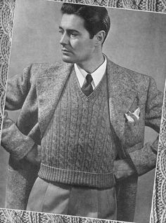 1946 Men's Vacationer Vest Knitting Pattern, Digital Knitting Pattern - Subtil et élégant, ce modèle de gilet en tricot présente une conception de câble sur toute la surface. Les instructions sont écrites pour un poids moyen (fil à chaussettes moderne) et un poids léger (fil à doigter moderne). Convient à la poitrine de 42" et la longueur du bord inférieur aux aisselles (y compris la bordure des emmanchures) est de 14" Cette liste est pour le modèle numérique uniquement, pas l'élément physique m 1920 Men, 1940s Mens Fashion, Vest Knitting Pattern, 1930s Men, 1950s Mens Fashion, 1920s Mens Fashion, 1920s Men, Sweater Vest Mens, Vintage Mens Fashion