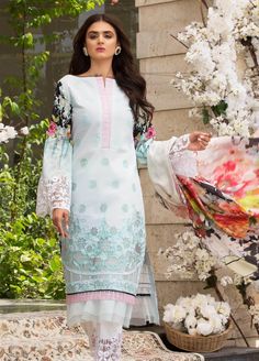 Pakistani Casual Dresses, Pakistani Suit, Unstitched Dress Material, Pakistani Dresses Casual, Summer Lawn