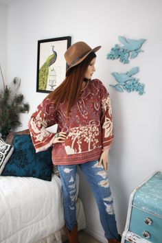 ❥I Upcycled this Bell Sleeve Beach Top from two Retro Vintage Towels ❥Brown paisley towel for the body with a separate brown and cream floral towel for the sleeves and pocket ❥The sleeves are super soft while the body is made from thicker heavier towel  ❥This oversize fit top has big bell sleeves and drop shoulder ❥Antique Retro Seventies Style ❥Wear at the beach or just to keep warm at home after a shower ❥fits one size up to size large  ❥measurements bust fits up to 42" (arm pit to arm pit mea Long Sleeve Patterned Tops For Vacation, Bohemian Long Sleeve Tops For Vacation, Bohemian Printed Top For Vacation, Hippie Long Sleeve Tops For Vacation, Casual Boho Print Blouse For Beach, Casual Beach Blouse With Boho Print, Boho Print Long Sleeve Beach Top, Oversized Long Sleeve Top For Vacation, Printed Brown Tops For Vacation