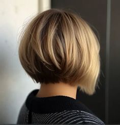 Default beautiful short french bob 3 Classic Bob