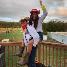 Woody And Jesse Costume Couple, Jessie And Woody Costumes Couple, Jesse Costume, Halloween Costumes Redhead, Jessie Cosplay, Couples Costume Ideas