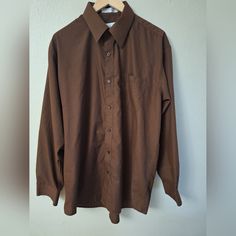 Men's Daniel Ellissa New York Dark Brown Dress Shirt. Neck Size 16 1/2. Sleeve Length 34-35. In Excellent Condition! Practically Brand New. Only Worn Once For A Wedding. Semi-formal Brown Button-up Top, Brown Semi-formal Button-up Top, Brown Button-up Top For Semi-formal Occasions, Semi-formal Brown Collared Shirt, Formal Brown Shirt For Spring, Brown Semi-formal Button-up Shirt, Brown Long Sleeve Shirt For Semi-formal Occasions, Formal Brown Cotton Top, Formal Brown Spring Shirt