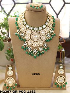 Antique Jewellery Designs, Gold Bridal Jewellery Sets, Wedding Lehenga, Fancy Jewelry, Antique Jewellery, Bridesmaid Jewelry, Bridal Jewelry, Jewelry Sets