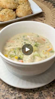 116K views · 2.9K reactions | Chicken Pot Pie Soup is the ultimate fall comfort food! #chickenpotpie #potpie #soup #goodsoup #soupseason #fallvibes | Whatsmomcookin Chicken Broccoli Cheddar Soup, Soup Broccoli, Cauliflower Puree, Sunday Dinner Recipes, Moms Cooking