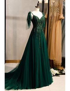 Dark Green Prom Dress, Prom Dress With Train, Party Gown Dress, Green Evening Dress, A Line Evening Dress, Spaghetti Strap Prom Dress, Chique Outfits, Prom Ball Gown, Occasion Dresses Wedding