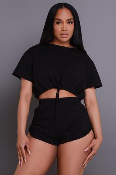 Black Athleisure Tops For Leisure, Black Crew Neck Crop Top For Loungewear, Black Boxy Fit Crop Top With Short Sleeves, Black Short Sleeve Crop Top For Loungewear, Black Cropped Cotton T-shirt For Loungewear, Black Relaxed Fit Short Top, Black Relaxed Fit Cropped T-shirt For Loungewear, Lucky Jeans, Comfy Sets