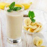 Banana Milk Recipe, Matcha Green Tea Smoothie Recipe, Matcha Green Tea Smoothie, Matcha Green Tea Recipes, Green Tea Smoothie, Tea Smoothie, Resep Smoothie, Green Tea Recipes, Matcha Smoothie