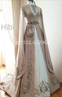 Old Pink Chechen Caftan Muslim Evening Dresses with Cape Long Sleeve Beaded Applique Embroidery Turkish Wedding Dress, Muslim Evening Dresses, Turkish Dress, Gowns Dresses Elegant, Old Pink, Royal Dresses, Stunning Wedding Dresses, Fantasy Gowns, Fairytale Dress