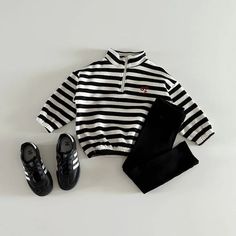 Introducing our Half-Zip Striped Sweatshirt, the perfect blend of style and comfort for your little ones. Crafted from soft and breathable cotton, this casual sweatshirt is designed to keep them cozy throughout spring and autumn. With its trendy letter pattern and unisex design, it's a versatile addition to any little fashionista's wardrobe. The half-zip feature adds a touch of convenience, making dressing up a breeze. Available for ages 1-6 years, this sweatshirt fits true to size. Upgrade your child's style game with this must-have piece! 🌟👶👕 #FashionForLittleOnes #TrendyKids #SweatshirtSeason Specifications: Material: Cotton Style: Casual Neck/Head Pullcord: None Item Type: Sweatshirts Age Range: 1-6 years Department Name: Baby Collar: O-Neck Season: Spring & Autumn Sleeve Style: Reg Long Sleeve Hoodie For Fall Playwear, Long Sleeve Sweatshirt For Playwear In Fall, Fall Cotton Sweatshirt For Playwear, Cotton Fall Sweatshirt For Playwear, Cotton Sweatshirt For Playwear In Fall, Casual Fall Sweater For Playwear, White Fall Sweatshirt For Playwear, White Fall Sweatshirt For Play, White Sweatshirt For Playwear In Fall