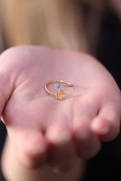 "Gold Clover Ring / Gold Four Leaf Ring / Handmade Good Luck Ring / Stacking Ring / 14k & 18k Gold Clover Ring ❥ ITEM DETAILS ---> Gold Color of Choice : Yellow Gold, Rose Gold, White Gold ---> Material : 14k ( 585 ) or 18k ( 750 ) Real Gold. It is not Gold Filled or Gold Plated ---> Made to order ---> Band Thickness : 1.40 mm ---> Band Width : 1.60 mm ---> Stone: Blue Zircon ---> Ship in 4 - 7 Business Days ❥ PRODUCTION TIME Your order will be handmade in 4 - 7 business Evil Eye Ring Gold, Handmade Evil Eye, Clover Ring, Evil Eye Ring, Gold Signet Ring, Rose Gold White, Gold Engraving, Ring Stacking, Tiny Diamond