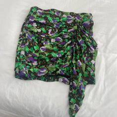 Nwt Skirt From Zara Spring Party Skirt In Purple, Purple Party Skirt For Spring, Spring Purple Relaxed Fit Skirt, Spring Purple Relaxed Skirt, Purple Asymmetrical Skirt For Summer, Purple Asymmetrical Skirt For Spring, Zara Floral Print Mini Skirt, Purple Mini Skort For Summer, Floral Print Mini Skirt For Party