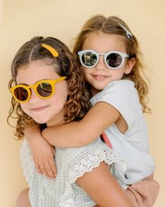 The lovely Grech & Co. sustainable sunnies are the best choice for your little ones! Featured in exclusive colors, a timeless aesthetic, and a wide age - range for wear, our sunnies ensure years of stylish safety from the sun. UV 400 protection Made from recycled plastic Grech & Co. exclusive color selection Includes sunnies protection bag Approximate age range from 18 months - 10 years old Approximately 12.5cm (face / frame) x 14cm (leg / side) CE certified Artsy Girl, Protection Bag, Marketing Photos, Yellow Sun, Kids Sunglasses, Aesthetic Colors, Face Framing, Marbella, Polarized Sunglasses