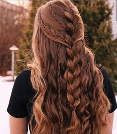 Vikings Hair, 4 Braids Hairstyle, Viking Hair, Hair Stylies, Long Wavy Hair, Long Curly Hair, Long Curly, Aesthetic Hair, Hair Dos