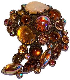 KRAMER VINTAGE GOLD TONE FACETED MULTI COLOR  BEADED BROOCH PIN Antique Costume Jewelry, Beaded Brooch, Vintage Costume Jewelry, Vintage Costumes, Designer Jewelry, Vintage Brooches, Vintage Watches, Vintage Gold, Costume Jewelry