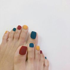 Multicolored Nails, Minimal Nails, Makijaż Smokey Eye, Manualidades Diy, Nail Polishes, Cute Acrylic Nails