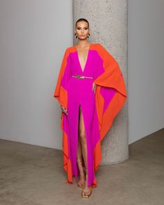 Eliza Halston Kaftan, Lux Loungewear, Kimono Fashion Summer, Kaftan Designs, Mode Abaya, فستان سهرة, Looks Chic, Kebaya, Colorful Fashion