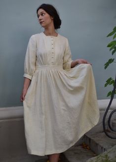 Modest Vintage Outfits, Pioneer Fashion, Outfits Unique, Frock Fashion, Frock Patterns, Frock For Women, Kids Summer Fashion, Everyday Fashion Outfits, Linen White