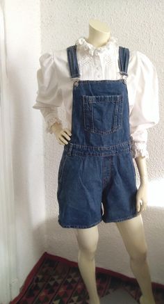 denim overall Overall Winter Outfit, Short Overalls Outfit, Overall Shorts Outfit, Overalls Jeans, Denim Overall Shorts, Denim Dungaree, Overalls Shorts, Denim Overalls Shorts, Overalls Outfit