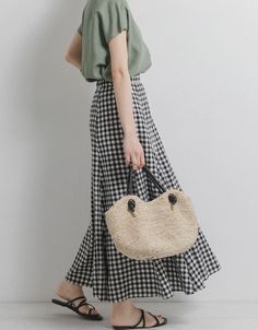 Features: Item: Loose Casual Plaid Skirt Gender: Women Material: Cotton. Linen Process: / Style: Loose. Casual Season: Spring. Autumn. Summer Color: Black Size: One Size Size Length(cm) Hem Waist(cm) Hip(cm) One Size 88 / 68-80 97 Summer Lined Skirt For Picnic, Summer Picnic Lined Skirt, Summer Tiered Skirt For Picnic, Gingham Skirt For Summer Picnic, Summer Gingham Skirt For Picnic, Chic Gingham Skirt For Summer, Casual Gingham Skirt For Summer, Casual Summer Gingham Skirt, Summer Plaid Pleated Skirt