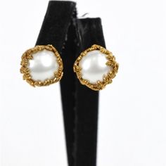 Chanel Gold Plated Faux Pearl Clip Earrings . Fall 1994 Oak Branch-Wrapped Oversized Studs White Clip-on Pearl Earrings For Evening, Chic White Clip-on Earrings For Formal Occasions, Oak Branch, Jewelry Chanel, Chanel Vintage, Chanel Jewelry, Clip Earrings, Vintage Chanel, Vintage Earrings