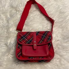 Talbots Crossbody Bag Bnwot Red Satchel School Bag, Red Rectangular Satchel For School, Red Satchel For School, Red Rectangular Shoulder Bag For School, Red Retro Satchel With Detachable Strap, Retro Red Satchel With Detachable Strap, Red Satchel Shoulder Bag For School, Red Shoulder Satchel For School, Red School Bag With Removable Pouch