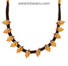 Black Thread Kasu Mala, Luxury Temple Necklace With Latkans For Festivals, Luxury Temple Necklace Chandbali With Latkans, Luxury Temple Jewelry Chandbalis With Tilla, Luxury Round Beads Temple Necklace, Luxury Black Temple Jewelry, Kasu Necklace, Indian Gold Jewellery Design, 22 Carat Gold Jewellery