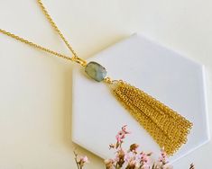 Labradorite Necklace Gold, Tassel Necklace, Pendant Necklace Gold, Boho Necklace Long, Long Necklaces for Women, Gold Labradorite Necklace, Mother's Day Gift This elegant beauty showcases a handmade chain tassel (created from gold plated, fine cable chain), suspended below a gorgeous 12x16mm, 22 kt gold electroplated labradorite connector. A 30 inch cable chain w/ a matching lobster clasp completes this necklace.  Focal Bead: ---- 12x16mm, 22 kt gold electroplated labradorite connector -----  Ch Silver Hoop Earrings Medium, Gold Boho Necklace, Extra Long Necklace, Gold Tassel Necklace, Small Dangle Earrings, Long Necklace Boho, Gold Chandelier Earrings, Long Tassel Necklace, Handmade Chain