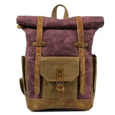 Retro 1950er Rucksack „Antiqua“ Vintage Canvas Rucksack
Mit unserem Retro-Vintage-Canvas-Rucksack auf dem Rücken können Sie schon beim Anblick eine Zeitreise ins 20. Jahrhundert unternehmen!

Das Design unseres Retro Vintage Canvas Rucksacks „Antiqua“ ist romantisch und vintage zugleich.
Der Retro Vintage Canvas Rucksack „Antiqua“ besteht aus starken, langlebigen und wetterbeständigen Materialien, gemischt mit gewachster Baumwolle und Vollnarbenleder.

Unser Vintage-Rucksack „Antiqua“ aus den 19 Military Style Man, Leather Travel Backpack, Waxed Canvas Backpack, Big Backpacks, Rolltop Backpack, Travel Daypack, Vintage Backpacks, Outdoor Backpacks, Top Backpacks