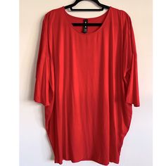 Nwt Agnes And Dora Red Dolman Tunic Size Xxl Super Soft And Flowy, Comfortable Fabric! Would Look Great With Jeans And Leggings, Especially For The Holidays! Red Oversized Tops For Loungewear, Oversized Red Top For Loungewear, Oversized Red Summer Top, Oversized Red Fall Blouse, Oversized Red Blouse For Spring, Red Oversized Blouse For Spring, Red Crew Neck Blouse With Relaxed Fit, Dora Black, Batwing Sleeve Top