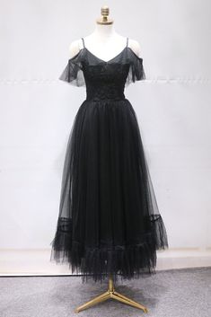 Black Evening Dress For Prom Season And Costume Party, Black Evening Dress For Costume Party Or Prom, Black Evening Dress For Costume Parties And Prom, Black Evening Dress For Costume Party During Prom Season, Floor-length Tulle Dress For Costume Party, Black Tulle Dress For Costume Party, Halloween Prom Tulle Dress, Black Tulle Evening Dress For Summer, Black Tulle Summer Evening Dress