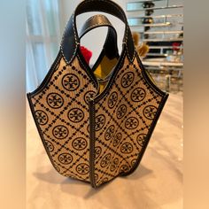 Nwt Black/ Raffia Lampshade T Monogram Bag Designer Black Woven Bag, Designer Black Bags For Vacation, Designer Black Bags For Summer, Raffia Lampshade, Tory Burch Ella Tote, Tory Burch Clutch, T Monogram, Tory Burch Purse, Gray Handbags