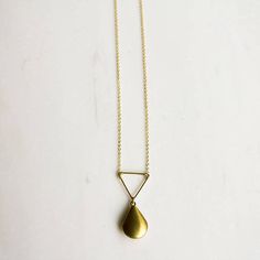 Triangle locket necklace, Teardrop locket Necklace, Gold Locket, Simple Locket, Geometric Locket, Gi Simple Locket, Gold Locket, Minimalist Gifts, Locket Necklace, Gift For Women, Necklace Gold, Locket, Geometric Shapes, Arrow Necklace