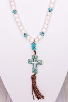 Long necklace with metal cross. Cross Shaped Beaded Chain For Jewelry Making, Cross-shaped Beaded Chain For Jewelry Making, Beaded Cross Pendant For Jewelry Making, Spiritual Beaded Cross Pendant Necklace, White Beaded Cross Jewelry, Bohemian Beaded Cross Pendant Jewelry, Bohemian Beaded Cross Pendant Necklace, Beaded Cross Pendant Jewelry Gift, Beaded Cross Pendant Jewelry For Gift