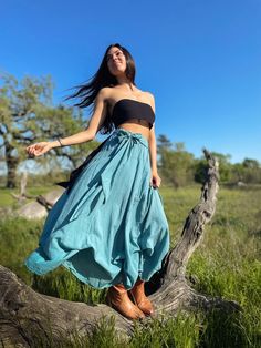 Women's Convertible Boho Long Maxi Skirt, 100% Cotton Clothing – Cotton Flower Clothing Skirt Drape, Bohemian Style Skirts, Gauze Clothing, Skirt With Bow, Skirt Draping, Comfortable Skirts, Outdoor Girls, Witch Fashion, Western Outfits Women