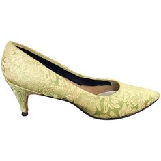 For Sale on 1stdibs - Gorgeous 1950s vintage GAYMODE chartreuse green and gold pointed toe high heels! Features a sensible 2.5 inch heels that is great for the entire day / Valentino Rockstud Pumps, Rainbow Heels, Vintage High Heels, Green High Heels, Chanel Black And White, Manolo Blahnik Heels, Chartreuse Green, Green Heels, Strappy High Heels