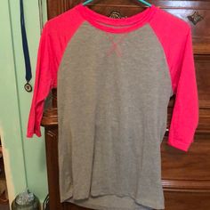 Work Our Top Never Worn Pink Stretch Casual T-shirt, Basic Long Sleeve Pink T-shirt, Casual Pink Raglan Sleeve Top, Casual Pink Top With Raglan Sleeves, Sporty Pink Crew Neck T-shirt, Pink Relaxed Fit Sporty T-shirt, Athletic Women, Womens Tops, Tops & Tees